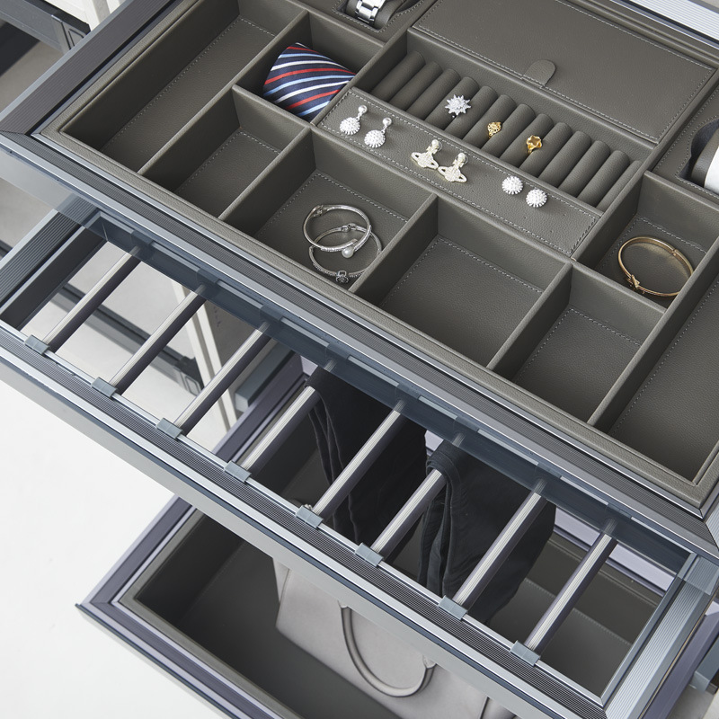 ワードローブ金具プルバスケット＆ズボンラック＆レザー製ジュエ - Furniture Hardware Items のレビューと価格